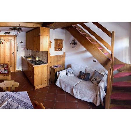 Cristallo & Faloria Suite Apartments Cortina d'Ampezzo Luaran gambar
